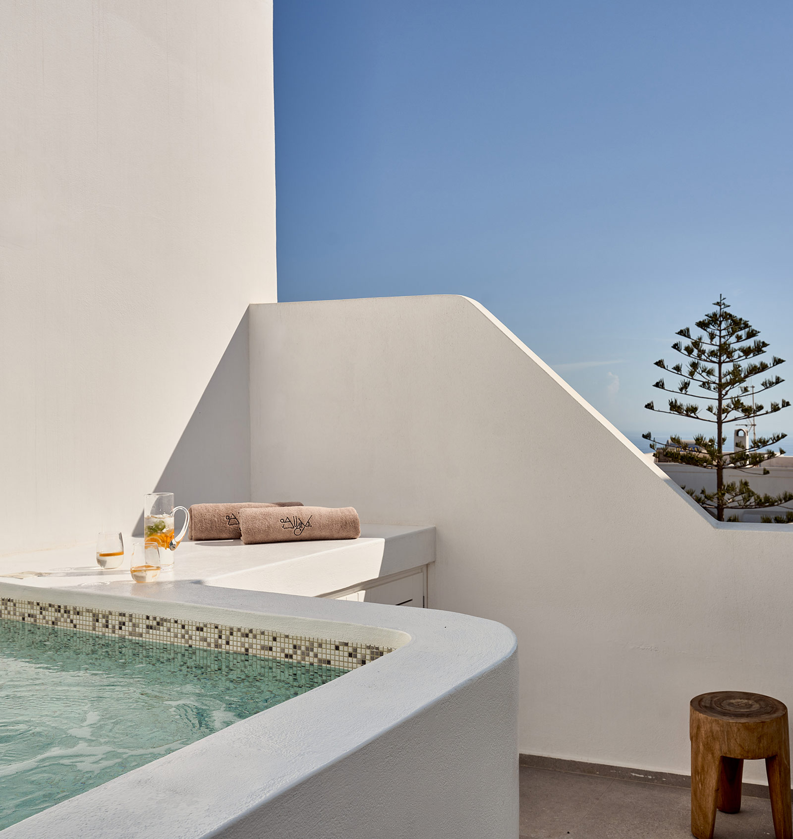 Alleys Boutique Hotel & Spa in Pyrgos - Santorini Greece