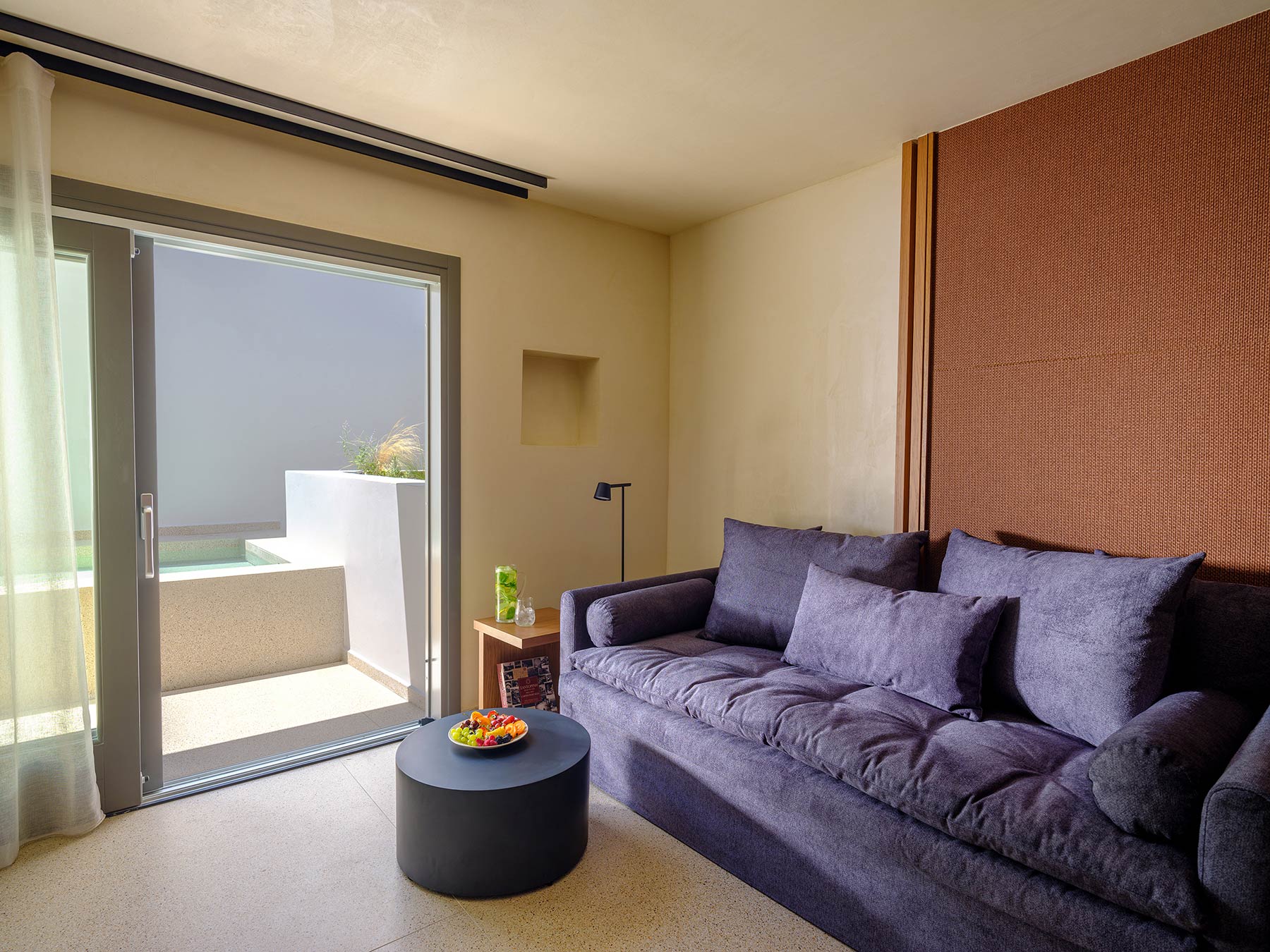 Sokaki Residence avec Piscine Plongeante