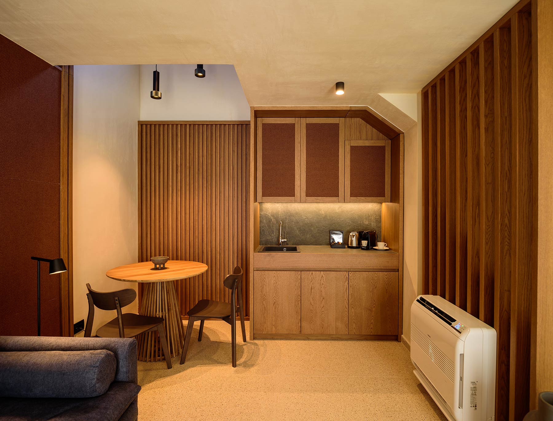 Sokaki Residence avec Piscine Plongeante